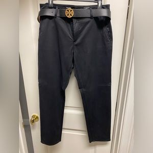 Lightweight crop or ankle length pant, very versatile. Fold hem to make crop